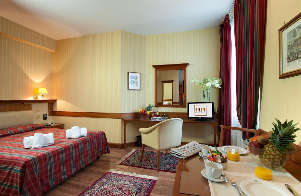 Hotel Lombardia Милан Экстерьер фото